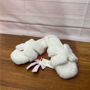 A New Day Women's 10 Sage Off-White Cream Super Soft Slide Cloud House Slippers